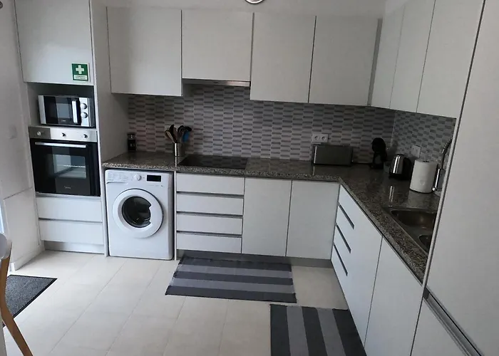 Casa Senhora Da Estrela 1, 2 Or 3 Bedrooms Casa vacanze *